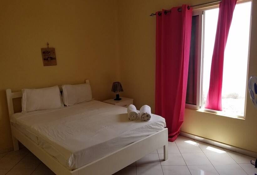 پانسیون Chez Albino