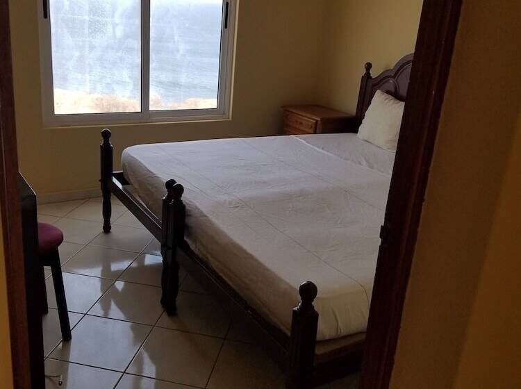 پانسیون Chez Albino