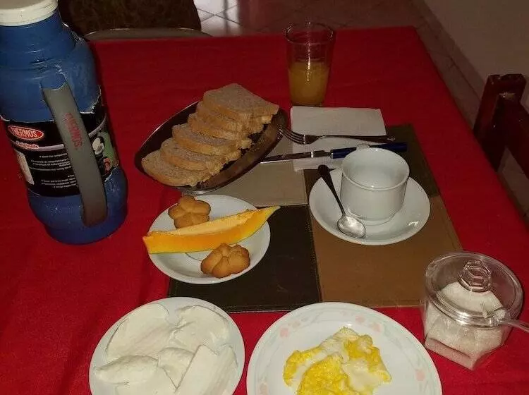 پانسیون Chez Albino