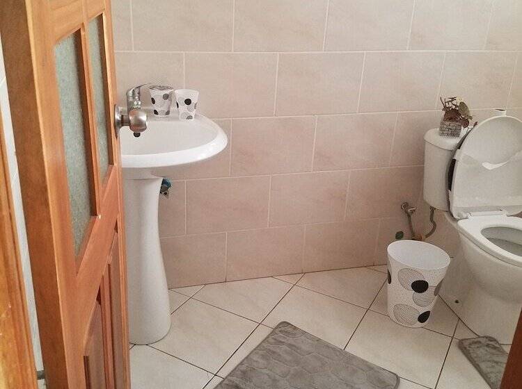 پانسیون Chez Albino