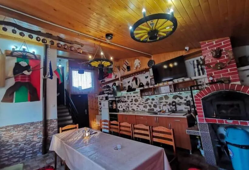 Majatalo Guest House Dorkos