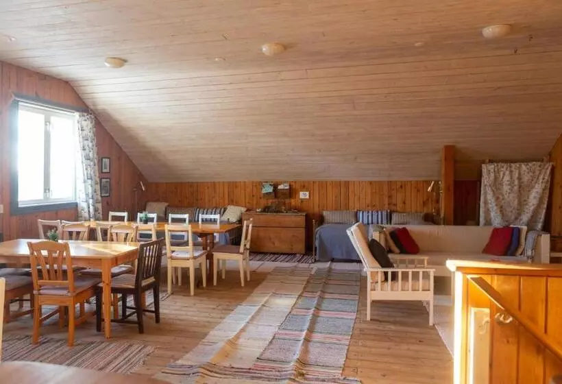 Majatalo Gyttja Västergårds