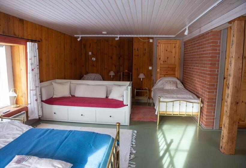 פנסיון Gyttja Västergårds