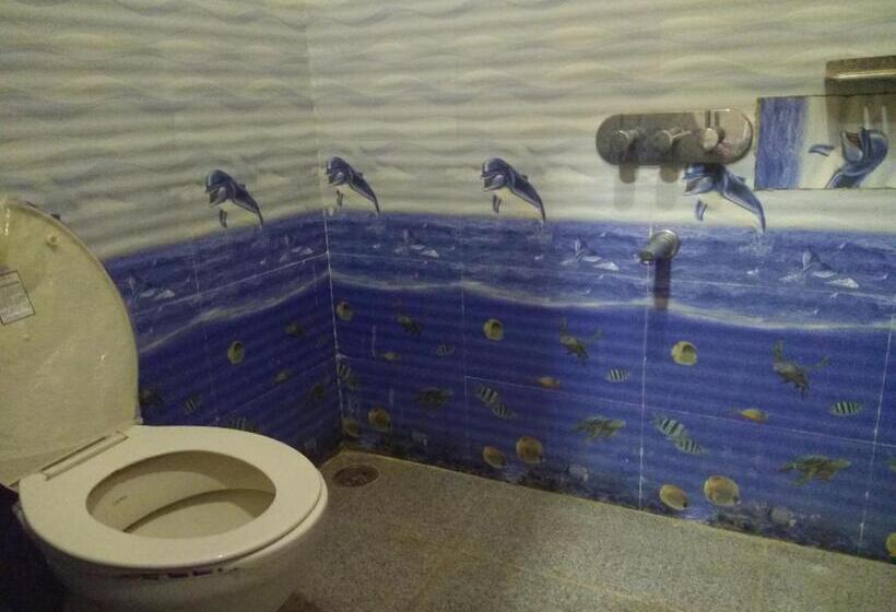 بنسيون Rathna Home Stay