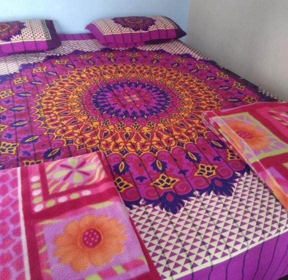 بنسيون Rathna Home Stay