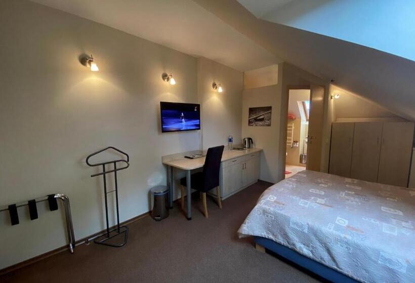 پانسیون Vila Claudia