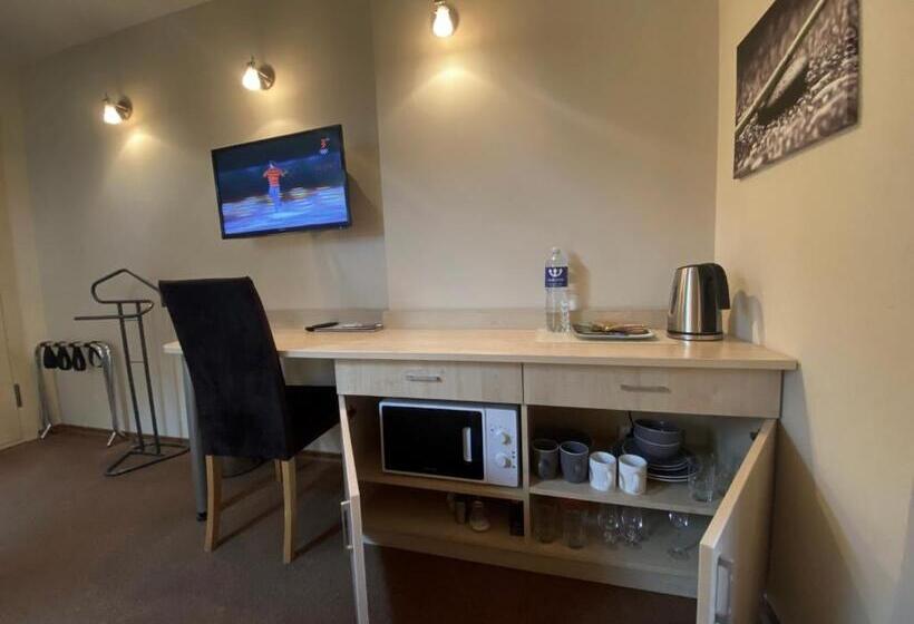 پانسیون Vila Claudia