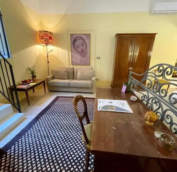 4 Balconi Rooms Dimora Arditi B&b