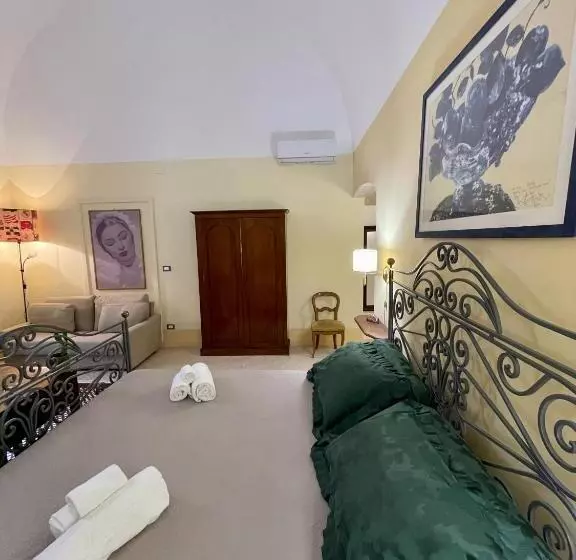 4 Balconi Rooms Dimora Arditi B&b
