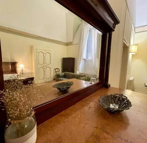 4 Balconi Rooms Dimora Arditi B&b