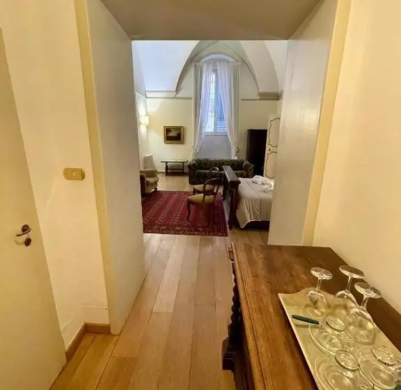 4 Balconi Rooms Dimora Arditi B&b