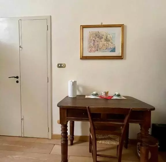 4 Balconi Rooms Dimora Arditi B&b