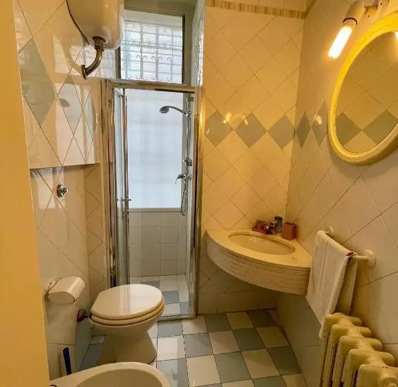4 Balconi Rooms Dimora Arditi B&b