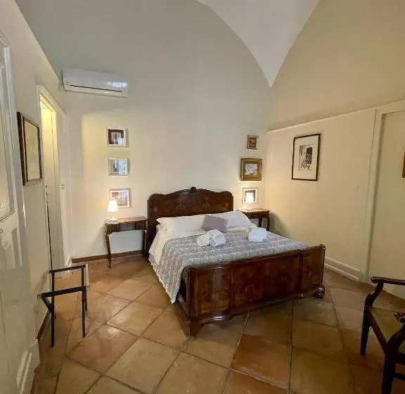 4 Balconi Rooms Dimora Arditi B&b