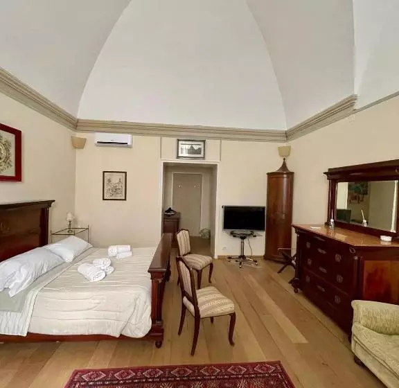 4 Balconi Rooms Dimora Arditi B&b