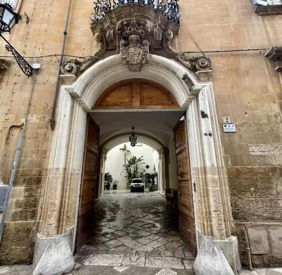 4 Balconi Rooms Dimora Arditi B&b