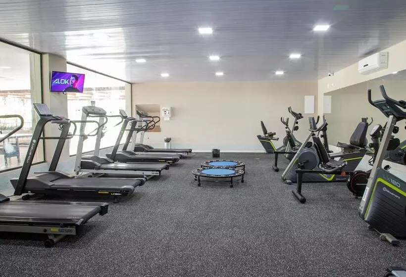 Beach Class Muro Alto Resort   New Time