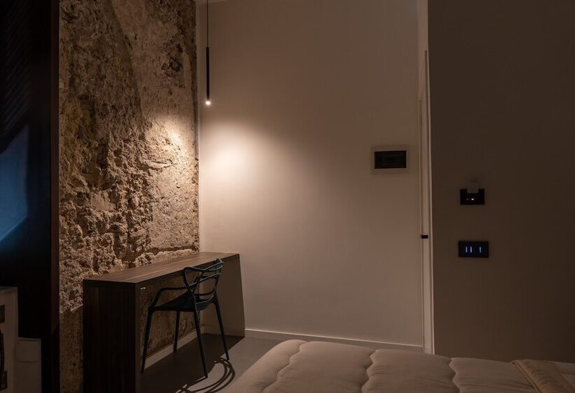 تختخواب و صبحانه Dimora Rhea