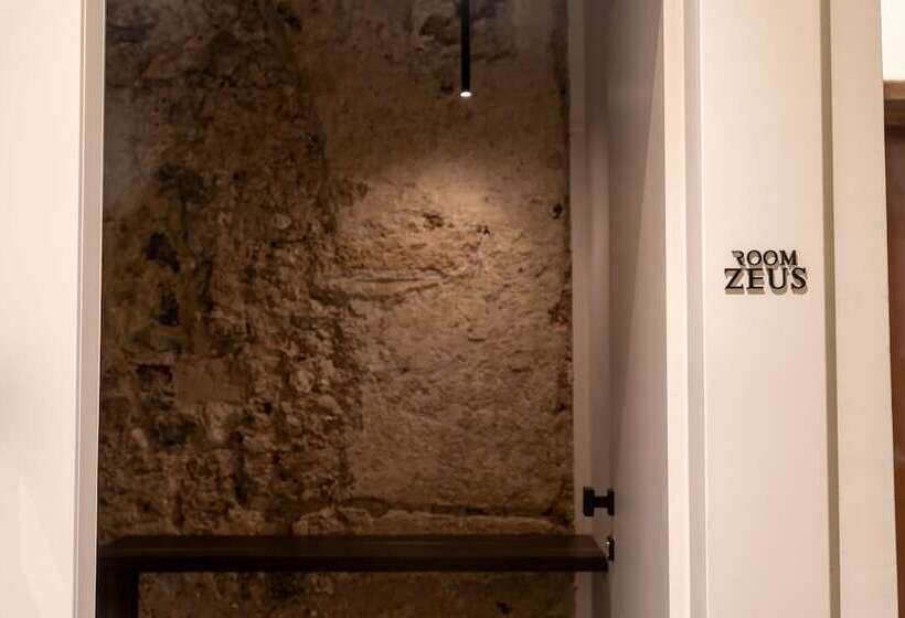 تختخواب و صبحانه Dimora Rhea