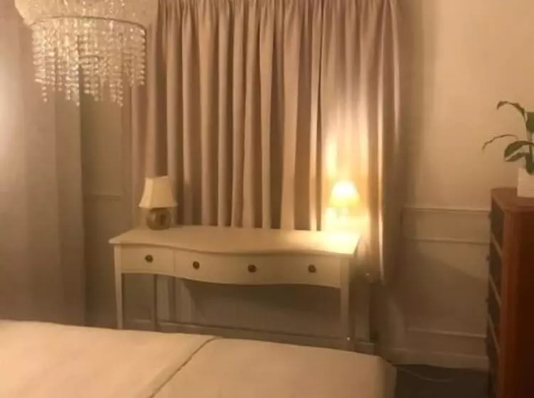 Flint Cottage B&b