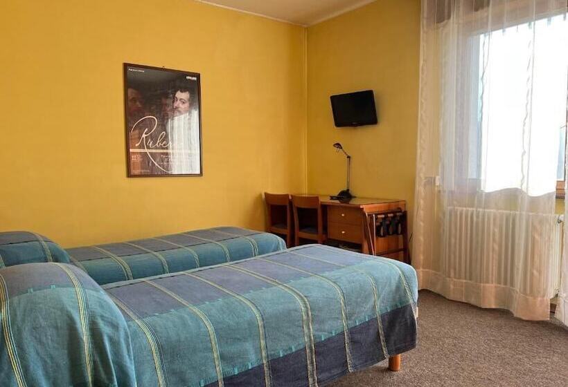 تختخواب و صبحانه Giardino