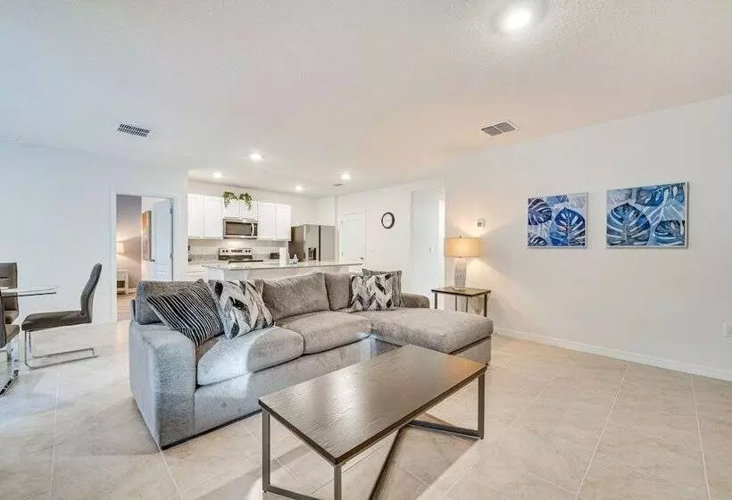 Davenport Home W/ Pool Access, Near Disney!