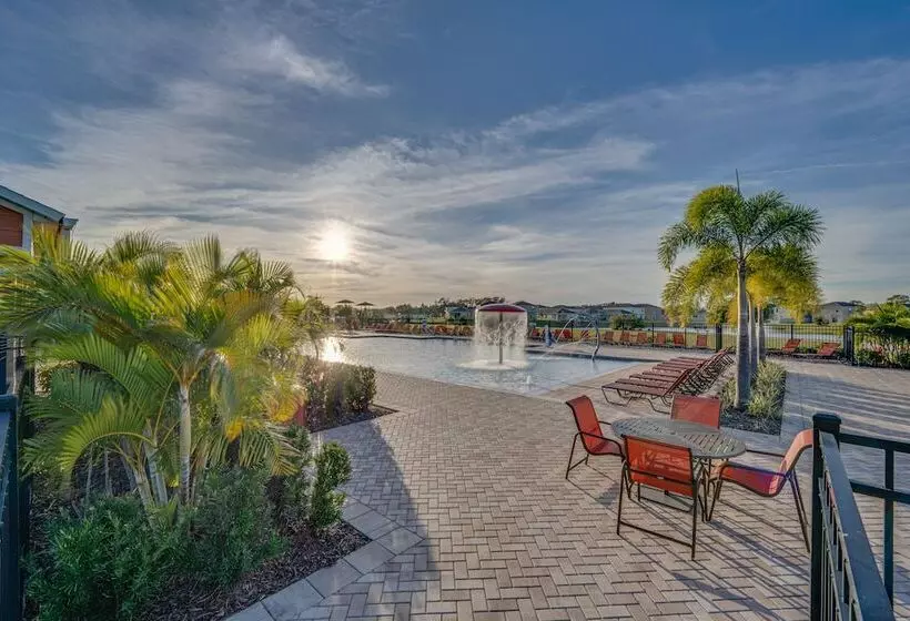 Davenport Home W/ Pool Access, Near Disney!