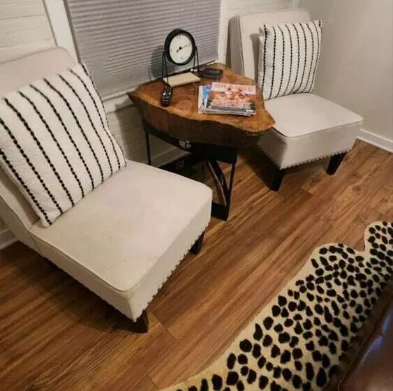 Frank Howard 111 Farmhouse