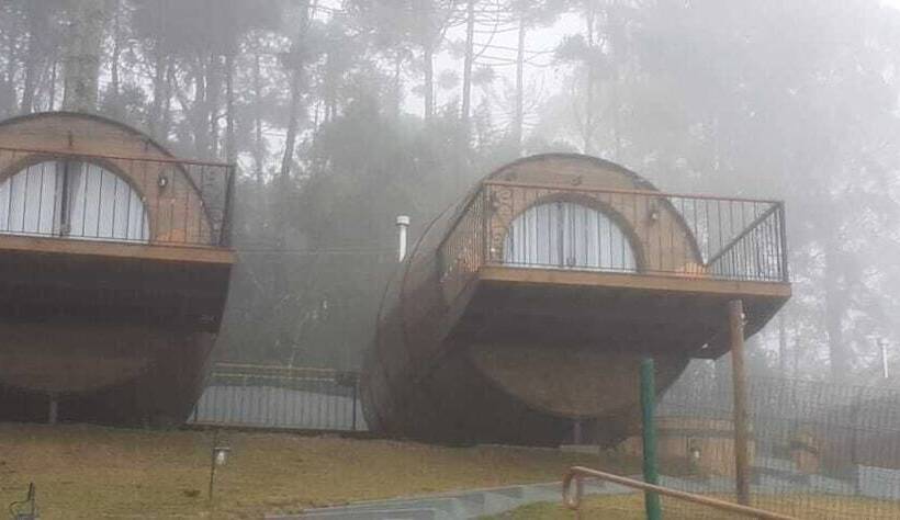 مسافرخانه Pousada Villa Barril