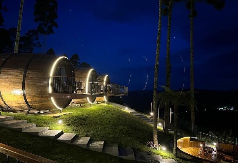 مسافرخانه Pousada Villa Barril