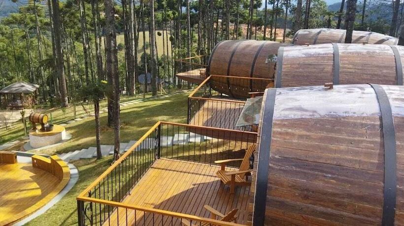 مسافرخانه Pousada Villa Barril