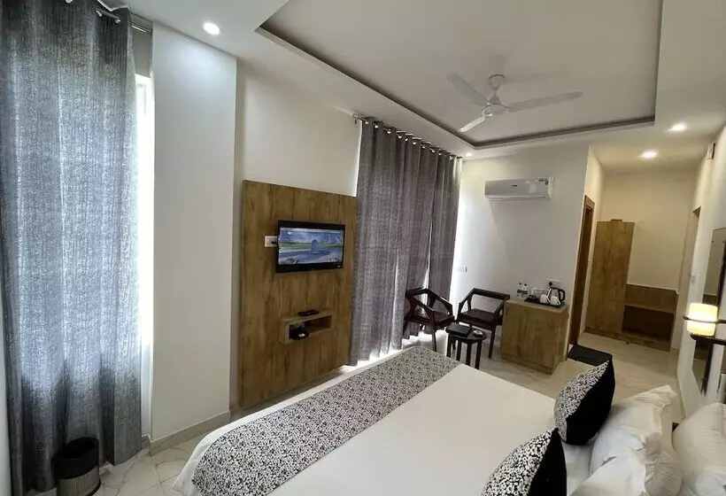 هتل Click Collection The Abode Dharamshala