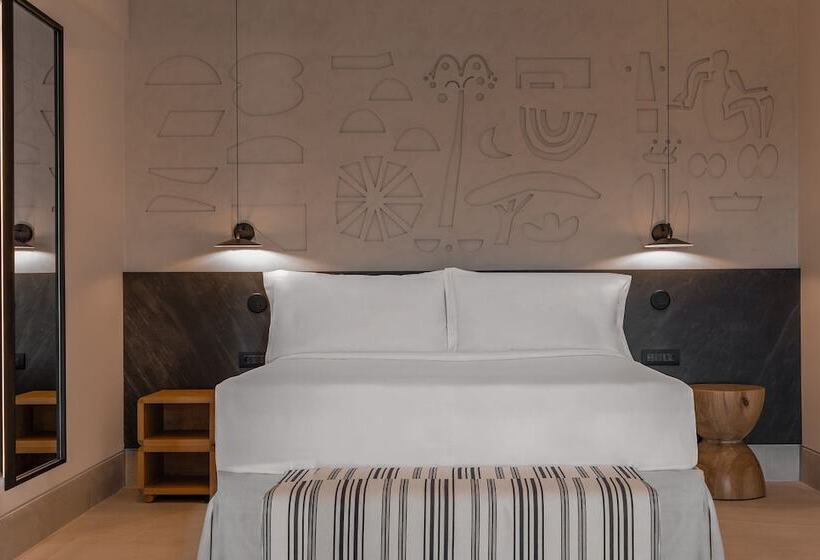 هتل Domes Novos Santorini, Autograph Collection