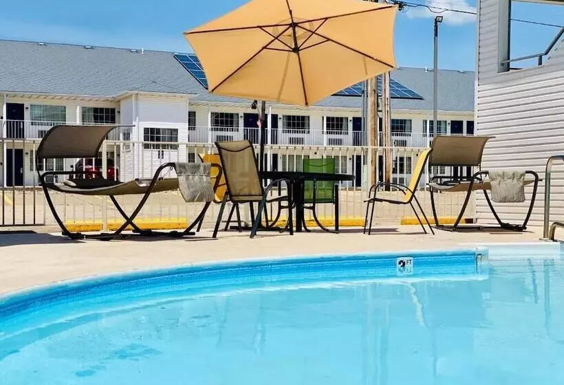 Hotelli Ramada By Wyndham Branson Theatre District