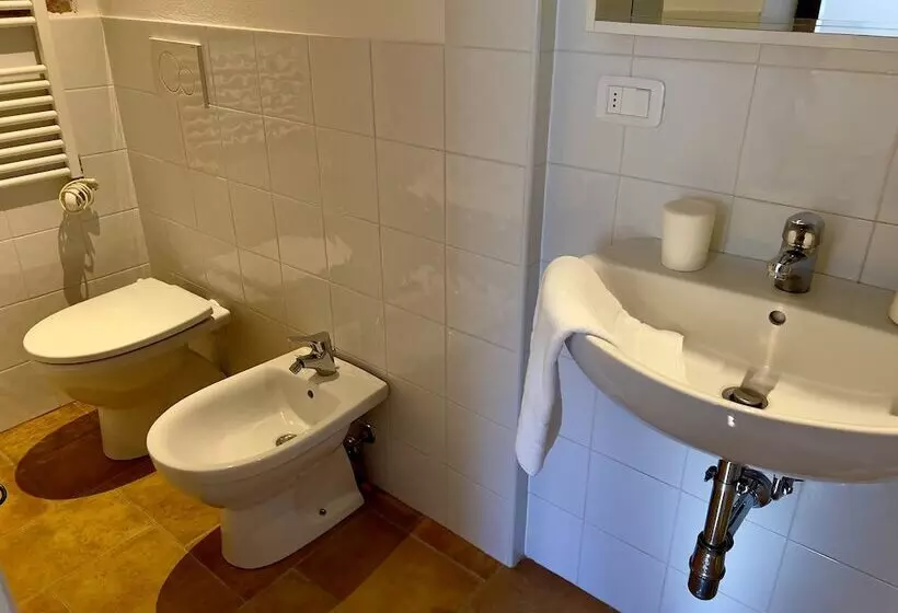 田舎風ホテル Carpine Agriturismo Bio In Maremma