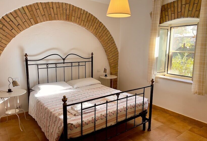 Kır Oteli Carpine Agriturismo Bio In Maremma