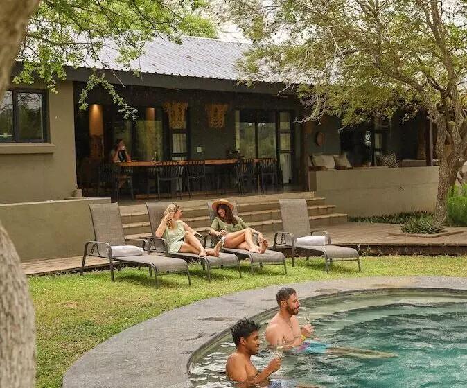 Hotelli Simbavati Homestead