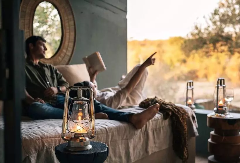 Hotelli Simbavati Homestead