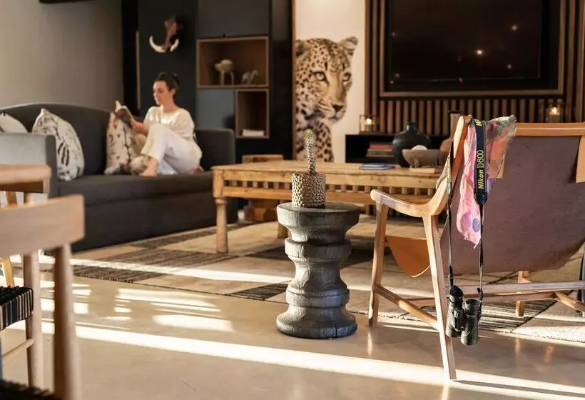 Hotelli Simbavati Homestead