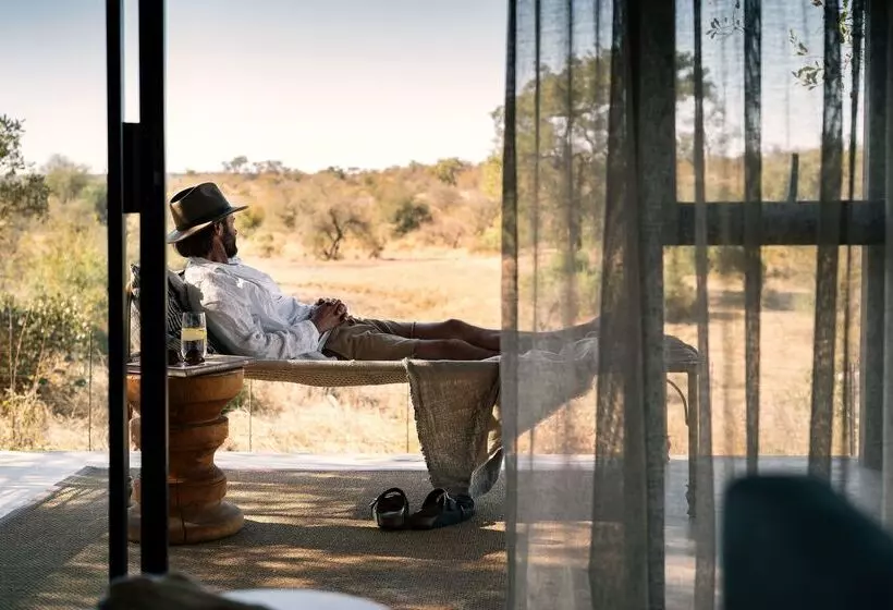 Hotelli Simbavati Homestead