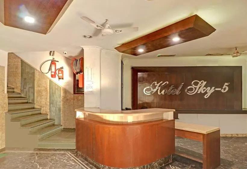 Hotelli Treebo Sky 5