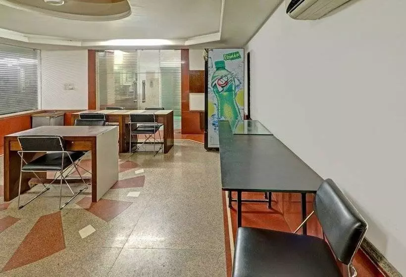 Hotelli Treebo Sky 5