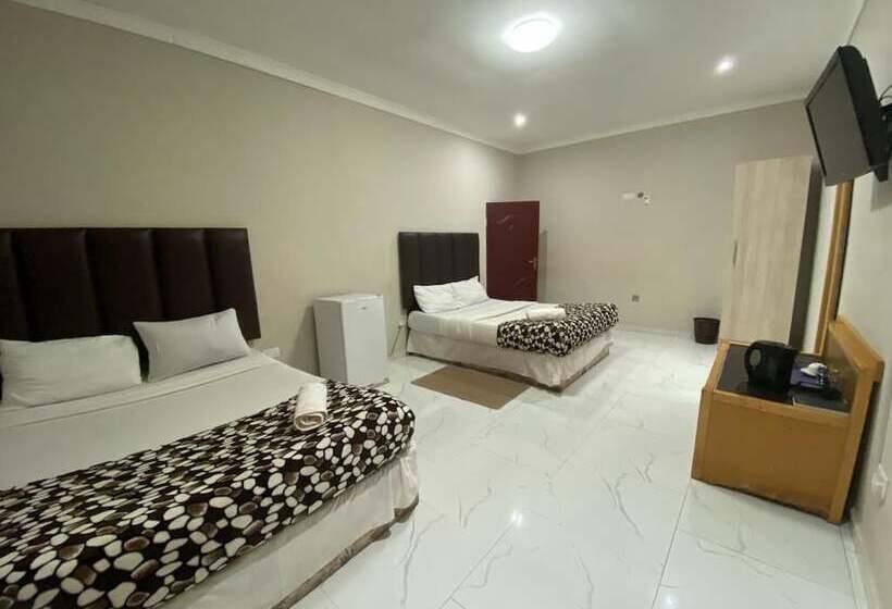 هتل Zambezi Ultima Lodge