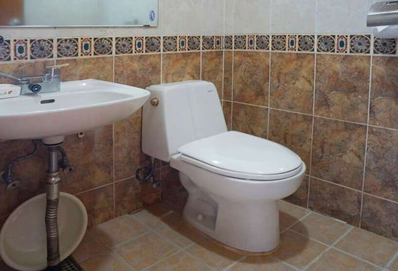 Jeju Oedolgaenara Pension & Guesthouse