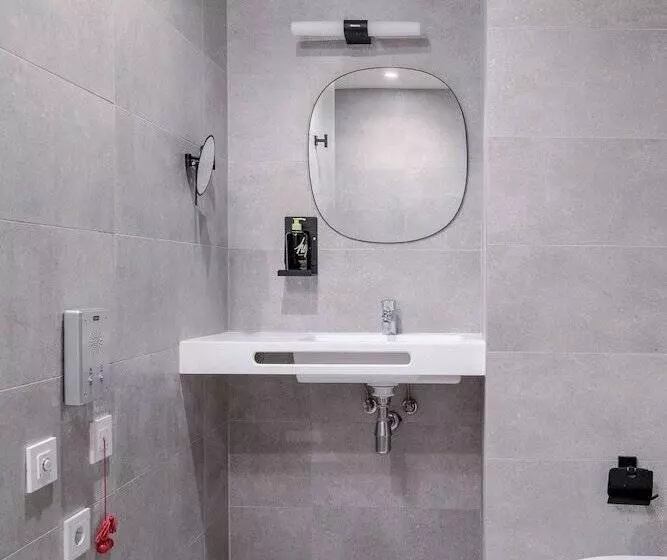 Limehome Valencia Carrer De Sant Jacint