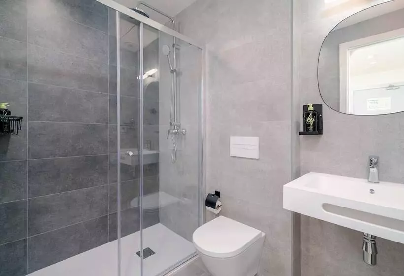 Limehome Valencia Carrer De Sant Jacint