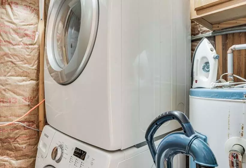 Gabbi S Getaway    Little Tallapoosa River Cabin