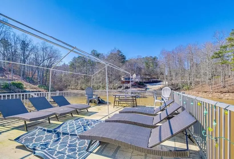 Gabbi S Getaway    Little Tallapoosa River Cabin