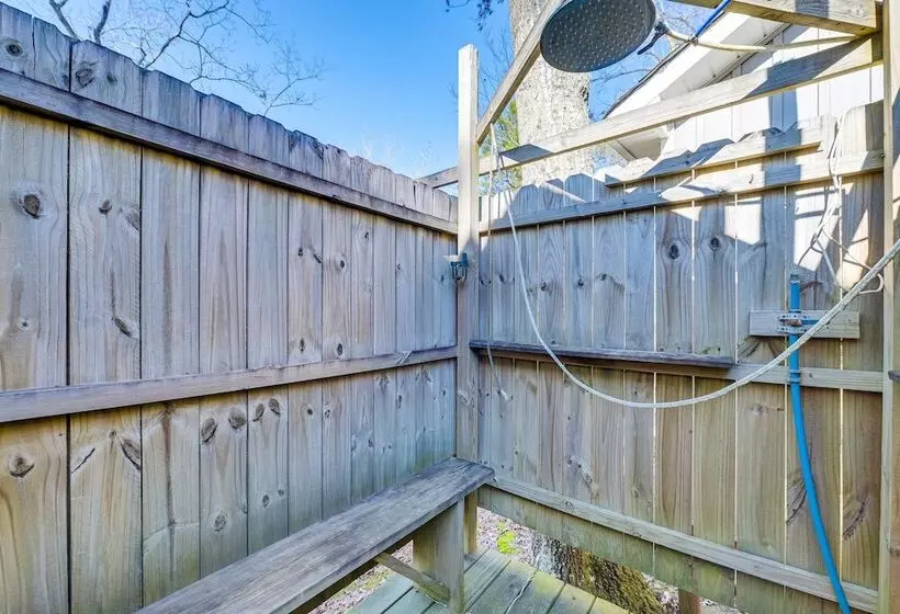 Gabbi S Getaway    Little Tallapoosa River Cabin