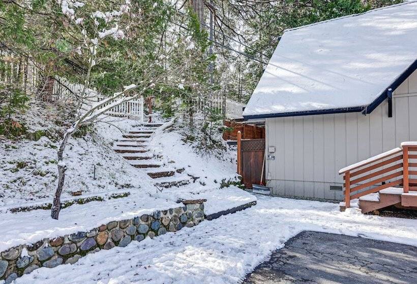 Secluded Cabin Near Calaveras Big Trees State Park